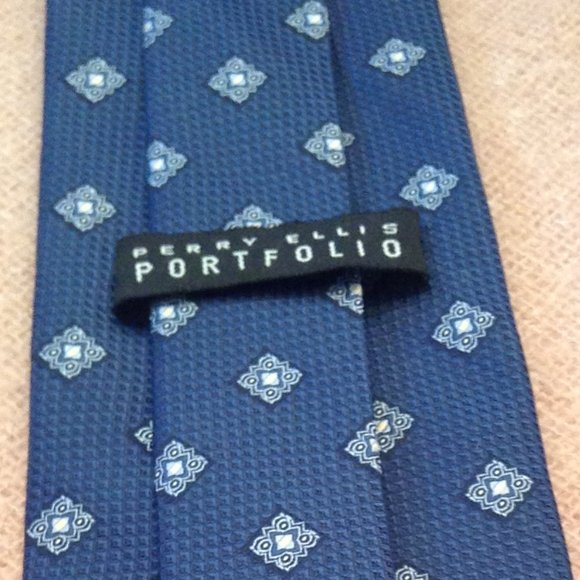 Mens' Silk Tie Perry Ellis Portfolio - Picture 4 of 6